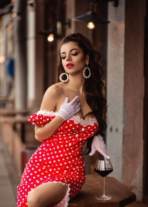 Ева